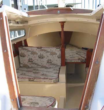 1985 Catalina 22 sailboat